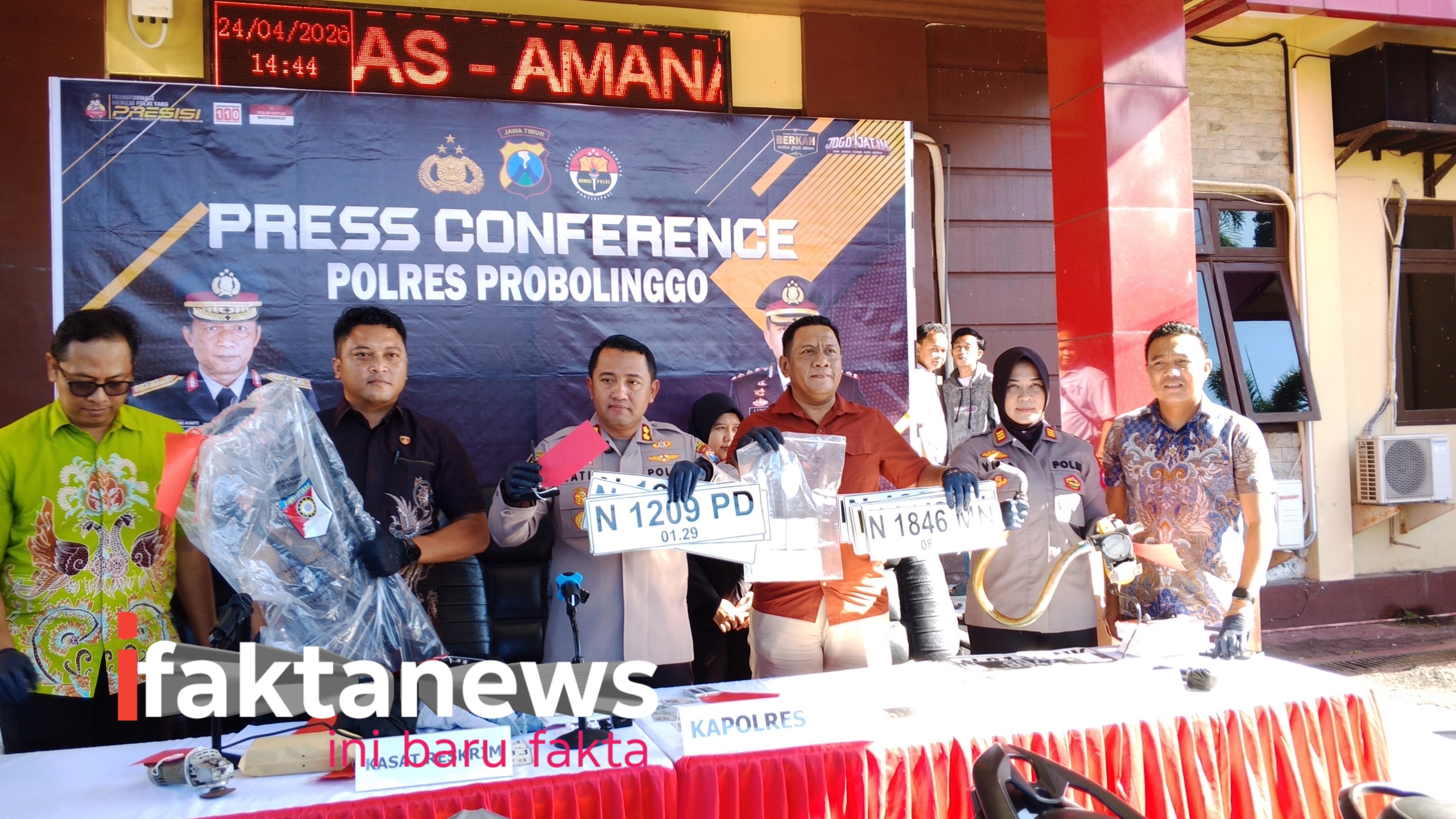 Polres Probolinggo Bongkar Penimbunan Pertalite, Tujuh Orang Jadi Tersangka