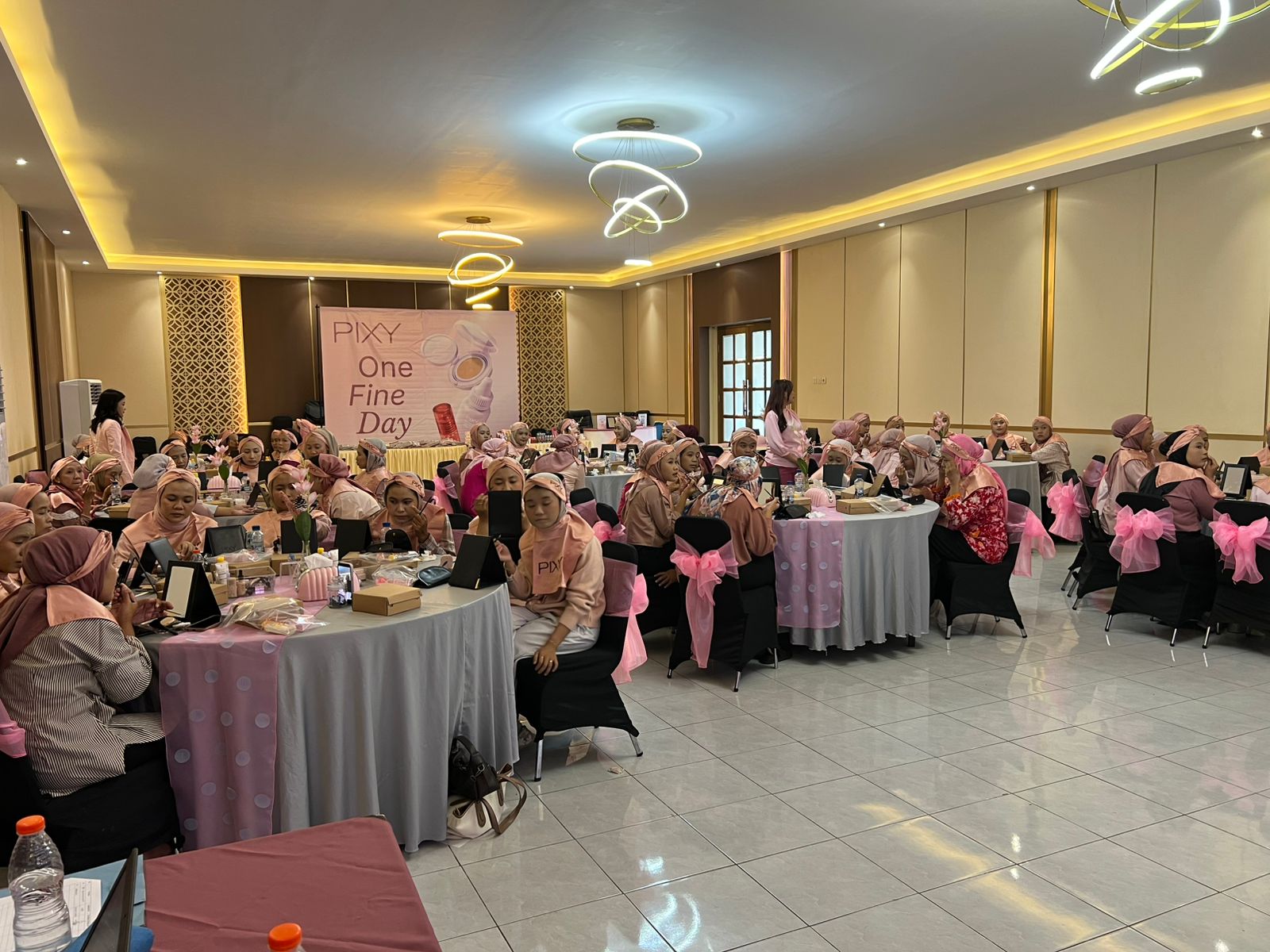 Perkuat Semangat Pelayanan PRIMA, RS Graha Sehat Gelar Beauty Class & Professional Hijab Style